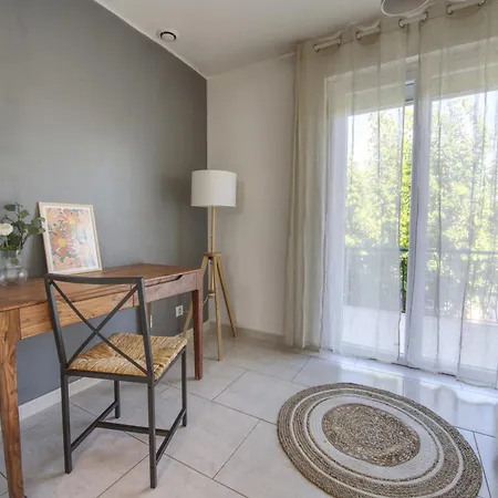 Holiday home L'oustal Occitan