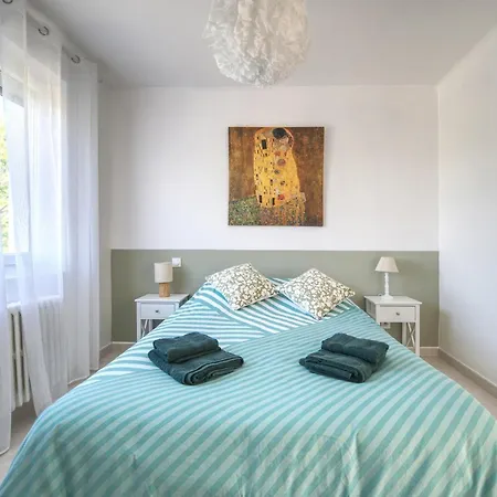 L'oustal Occitan * Saint-Privat-des-Vieux